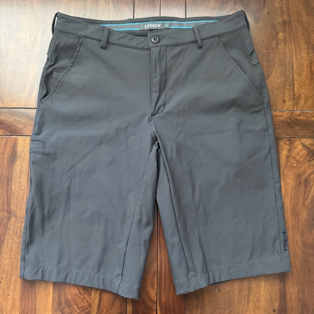 Men's Kitsbow flat front cycling shorts , size 34”